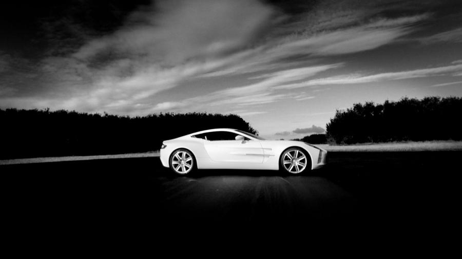  Aston Martin One-77 2010 года  (фото 39 из 89)